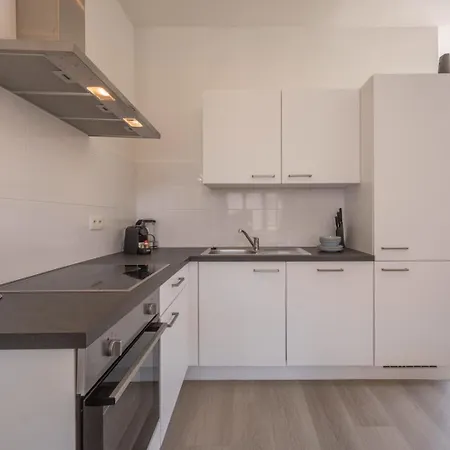 Apartment Bright In